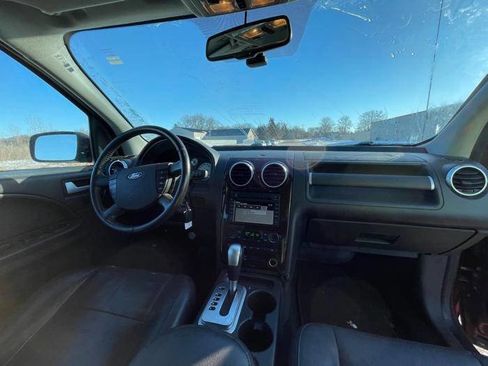 Used 2007 Ford Freestyle Limited image 29