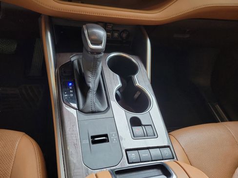 Used 2020 Toyota Highlander Platinum image 14