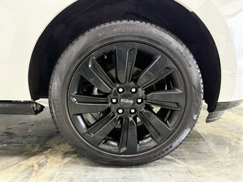 Used 2024 Lincoln Navigator Reserve w/ Equipment Group 201A image 19