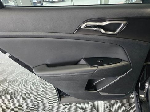 Used 2023 Kia Sportage EX FWD image 35