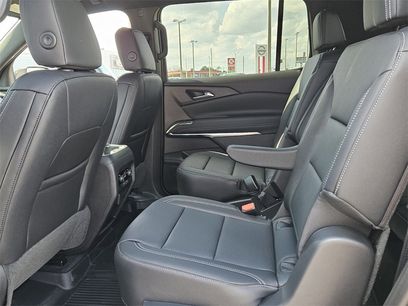 New 2026 Chevrolet Traverse LT