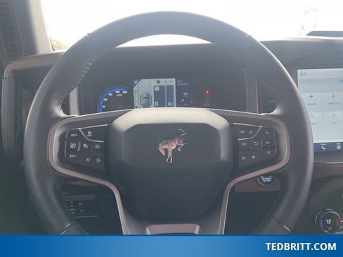 Used 2023 Ford Bronco Outer Banks image 27