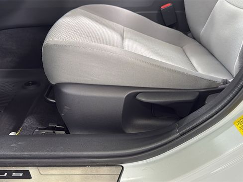 Certified 2025 Toyota Prius LE image 14