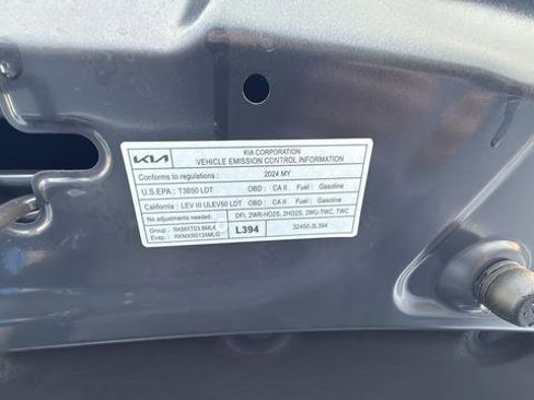 Used 2024 Kia Telluride S w/ S Sunroof Package image 24