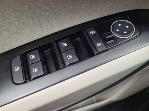 Used 2020 Kia Soul LX image 27