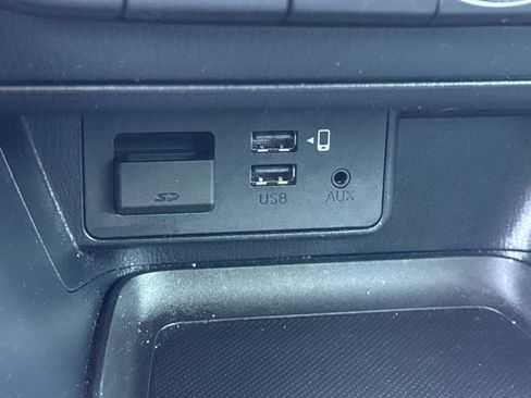 Used 2018 MAZDA MAZDA3 Touring image 23