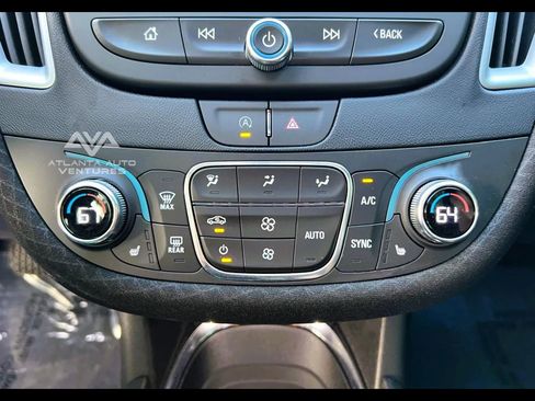 Used 2024 Chevrolet Malibu LT image 22