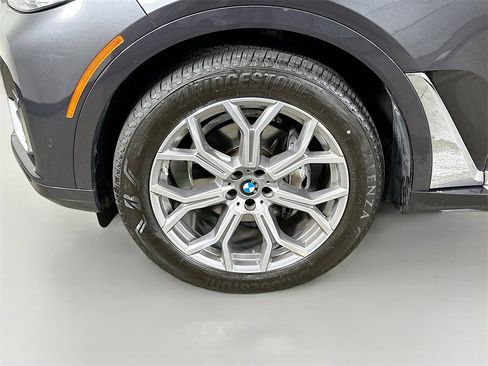 Used 2022 BMW X7 xDrive40i image 16