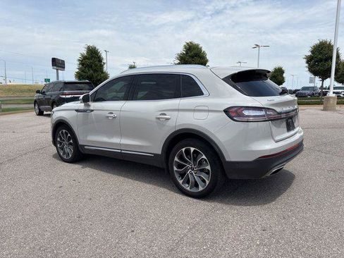 Used 2023 Lincoln Nautilus Reserve AWD/4WD image 7