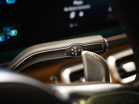 Certified 2021 Mercedes-Benz GLS 63 AMG 4MATIC image 22