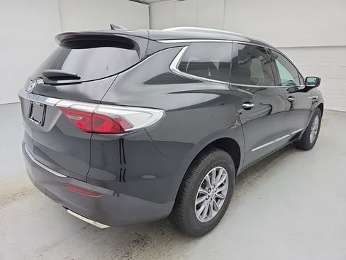 Certified 2023 Buick Enclave Essence image 11