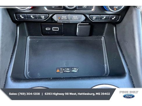 Used 2024 Chevrolet Tahoe Premier image 24