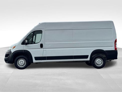 Used 2026 RAM ProMaster 2500 w/ Convenience Group FWD image 4