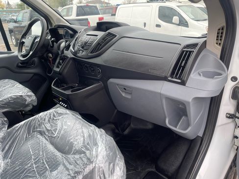 Used 2019 Ford Transit 250 130 Low Roof image 16