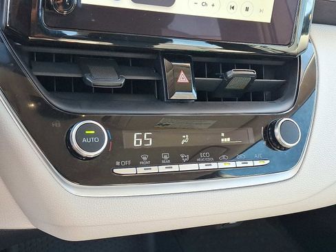 Used 2024 Toyota Corolla LE image 16