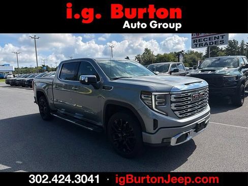 Used 2024 GMC Sierra 1500 Denali w/ Technology Package AWD/4WD image 1