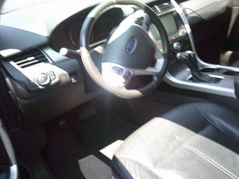 Used 2014 Ford Edge SEL FWD image 8