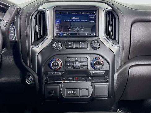Used 2022 Chevrolet Silverado 1500 RST image 15