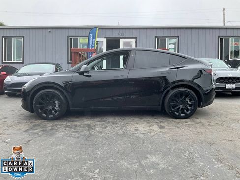 Used 2023 Tesla Model Y Long Range AWD/4WD image 5