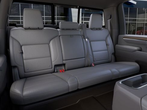 New 2026 GMC Sierra 2500 SLT w/ SLT Premium Package image 17