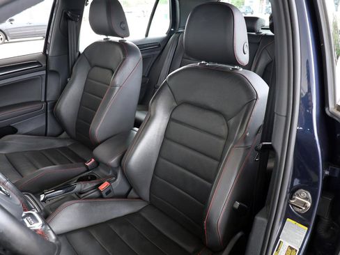 Used 2015 Volkswagen GTI SE w/ Lighting Package (SEL) FWD image 20