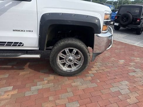 Used 2015 Chevrolet Silverado 2500 W/T w/ WT Convenience Package AWD/4WD image 15