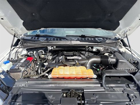 Used 2018 Ford F150 XLT w/ Trailer Tow Package image 29