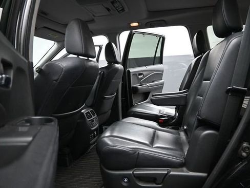 Used 2016 Honda Pilot Elite image 17