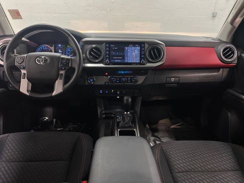 Used 2023 Toyota Tacoma SR5 RWD image 14