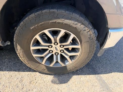 Used 2022 Ford F150 Lariat AWD/4WD image 10