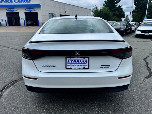 Used 2025 Honda Accord Sport image 4