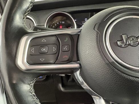 Used 2022 Jeep Wrangler Unlimited Sahara w/ Cold Weather Group image 13