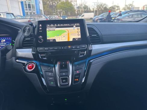 Used 2023 Honda Odyssey Touring image 19