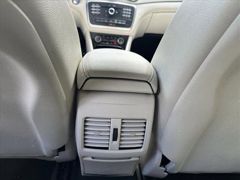 Used 2017 Mercedes-Benz GLA 250 image 23