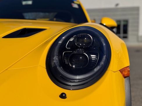 Used 2019 Porsche 911 GT3 RS image 19