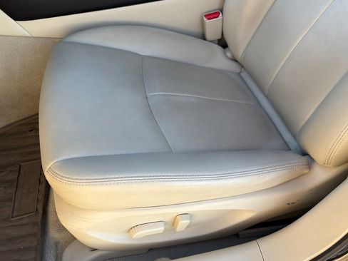 Used 2018 INFINITI Q50 Luxe image 23