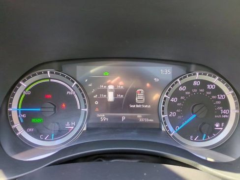 Used 2023 Toyota Highlander XLE image 11