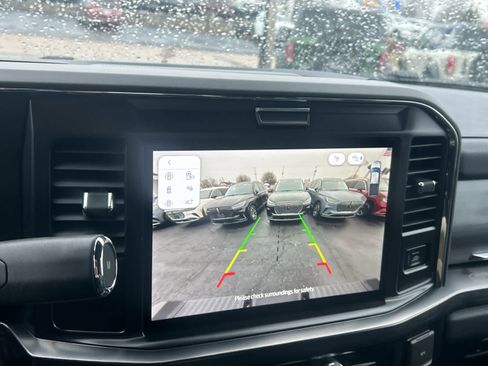 New 2026 Ford F350 Lariat w/ Black Appearance Package image 32