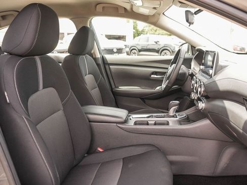 Used 2021 Nissan Sentra SV FWD image 16