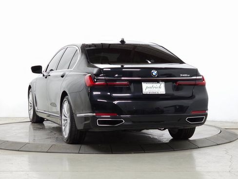 Used 2020 BMW 745e xDrive image 3