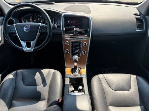 Used 2017 Volvo XC60 T5 Inscription w/ Advanced Package AWD/4WD image 20