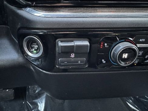 Used 2024 Chevrolet Silverado 1500 RST image 16