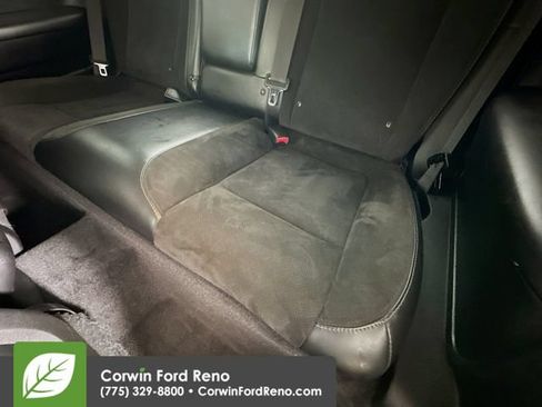 Used 2017 Dodge Challenger R/T Scat Pack w/ Leather Interior Group RWD image 24