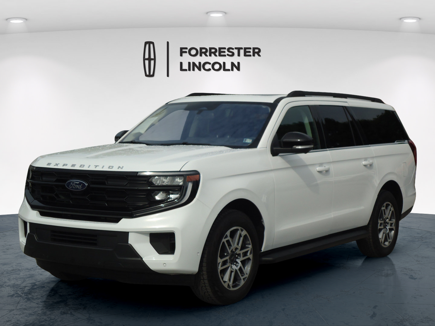 Used 2025 Ford Expedition Max Active AWD/4WD image 7