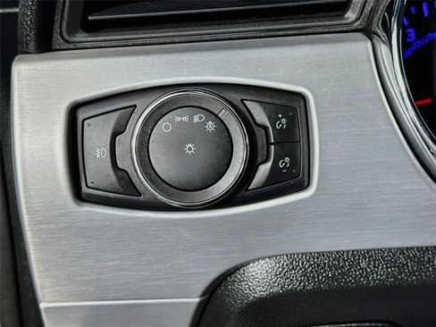 Used 2016 Ford Mustang Premium RWD image 10