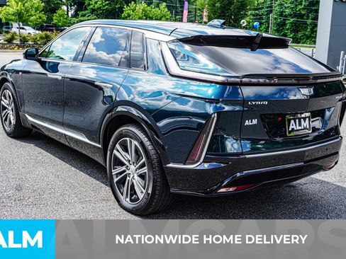 Used 2024 Cadillac Lyriq Luxury AWD/4WD image 4