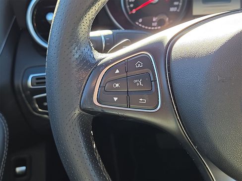 Used 2018 Mercedes-Benz C 300 Sedan image 21