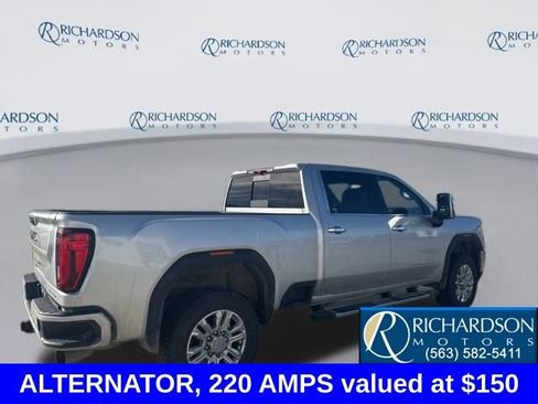 Used 2023 GMC Sierra 2500 Denali image 4