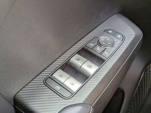 New 2026 Mitsubishi Outlander SE image 27