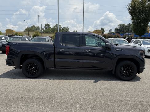 Used 2025 GMC Sierra 1500 Elevation AWD/4WD image 11